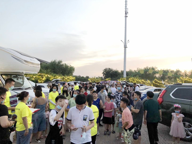 夏令營(yíng)挑戰(zhàn)地?cái)偨?jīng)濟(jì)，覽眾房車不一樣的活動(dòng)