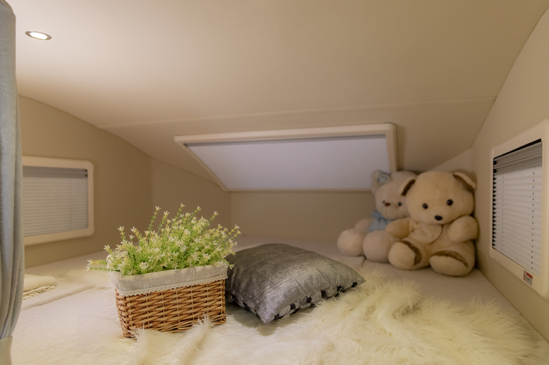 不僅僅動(dòng)力好，還有上下鋪的房車