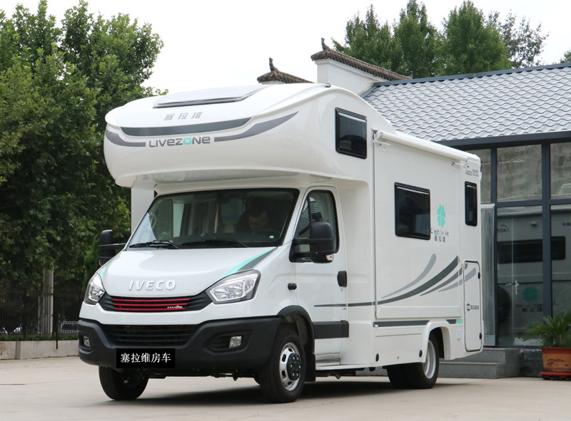 要大空間也更舒適，這樣的房車很棒