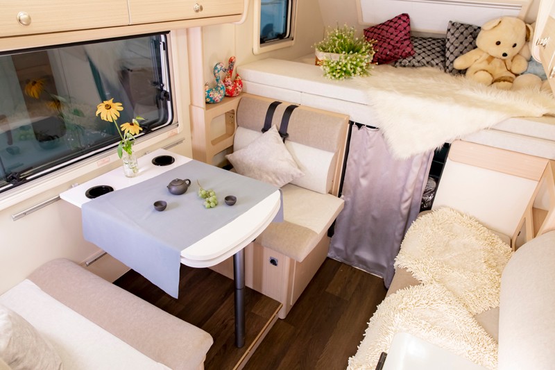 選這輛房車，只為更多山花爛漫