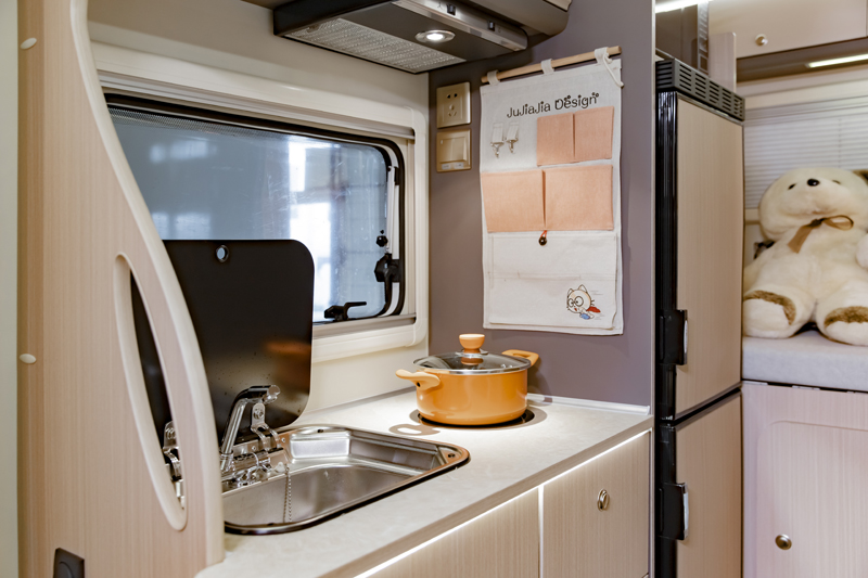 選這輛房車，只為更多山花爛漫