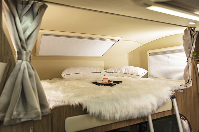很多人喜歡睡這款房車，確實舒服